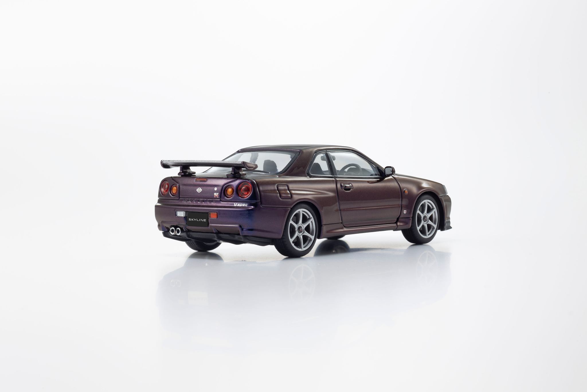 1:43 Kyosho - 2001 Nissan Skyline GT-R (R34) V-Spec II Midnight Purple
