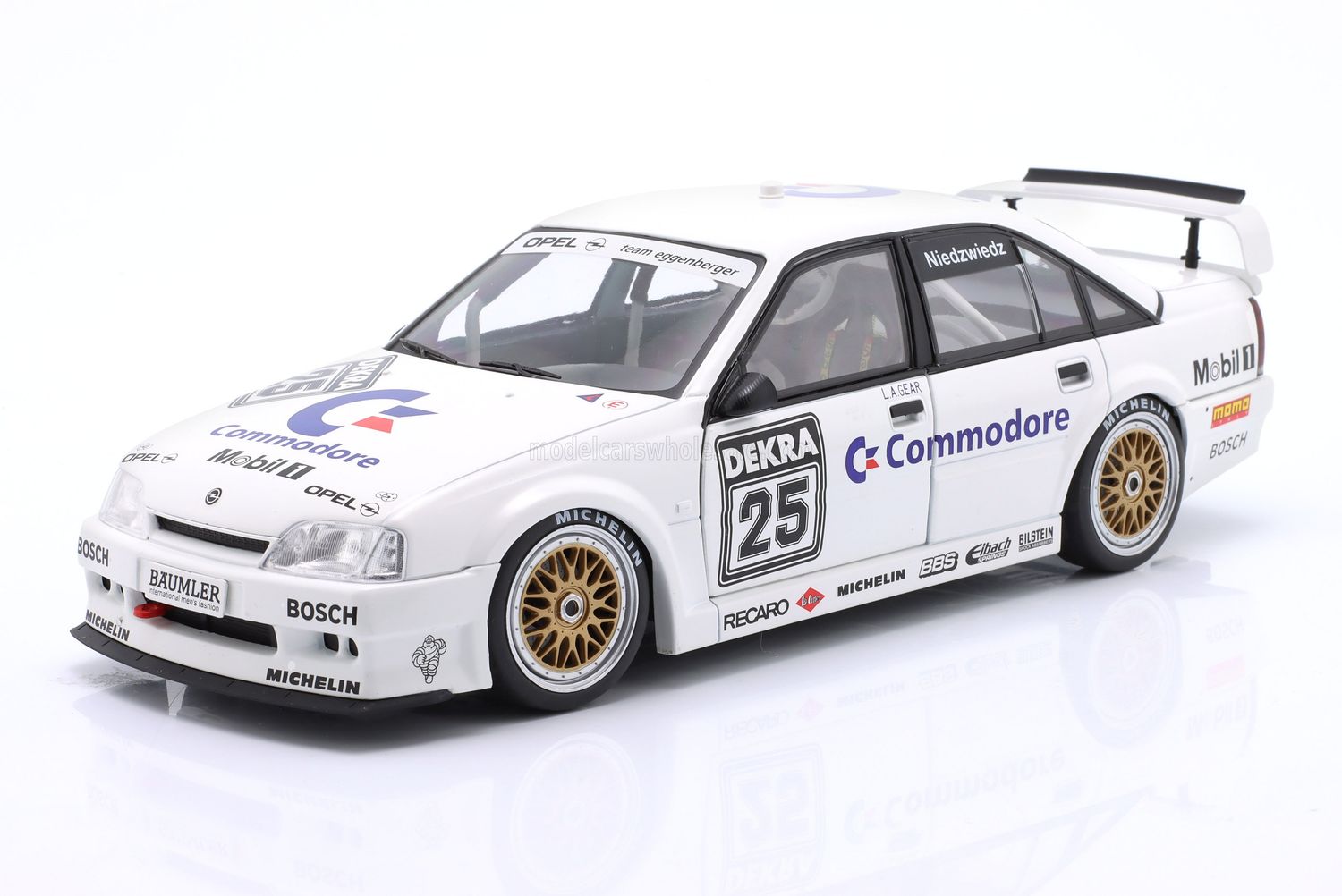 1:18 Werk83 - Opel Omega 3000 Evo 500 Team Eggenberger Motorenbau #25 Season DTM 1991 K. Niedzwiedz