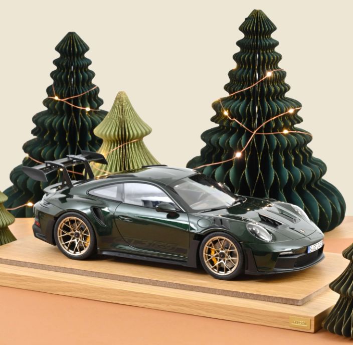 1:12 Norev - Porsche 911 GT3 RS 2022 Jetgreen metallic & Black 1:12 Norev - Porsche 911 GT3 RS 2022 Jetgreen metallic & Black