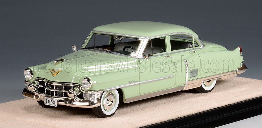 1:43 Stamp Models - 1953 Cadillac Fleetwood Sixty Special Green