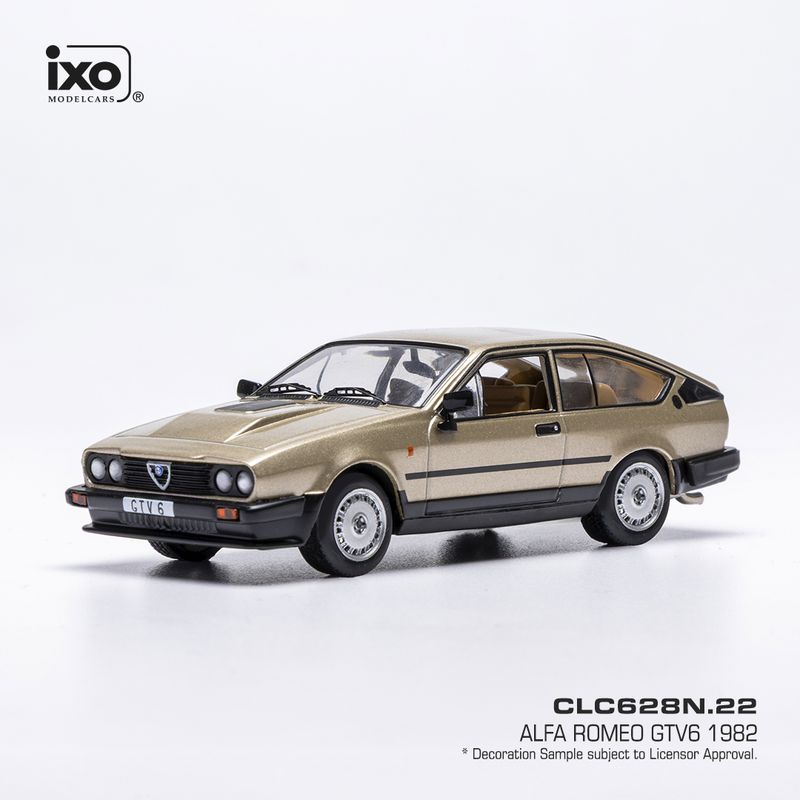 1:43 Ixo - Alfa Romeo GTV 6, beige, 1982