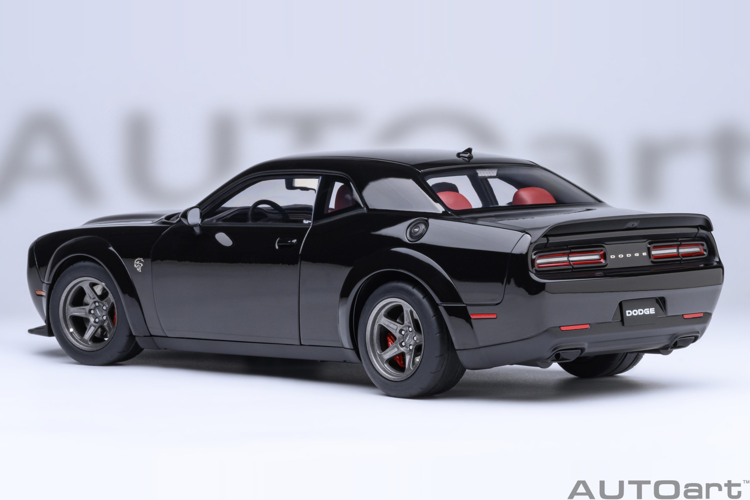 1:18 Autoart - Dodge Challenger SRT Superstock 2023 (Pitch Black)