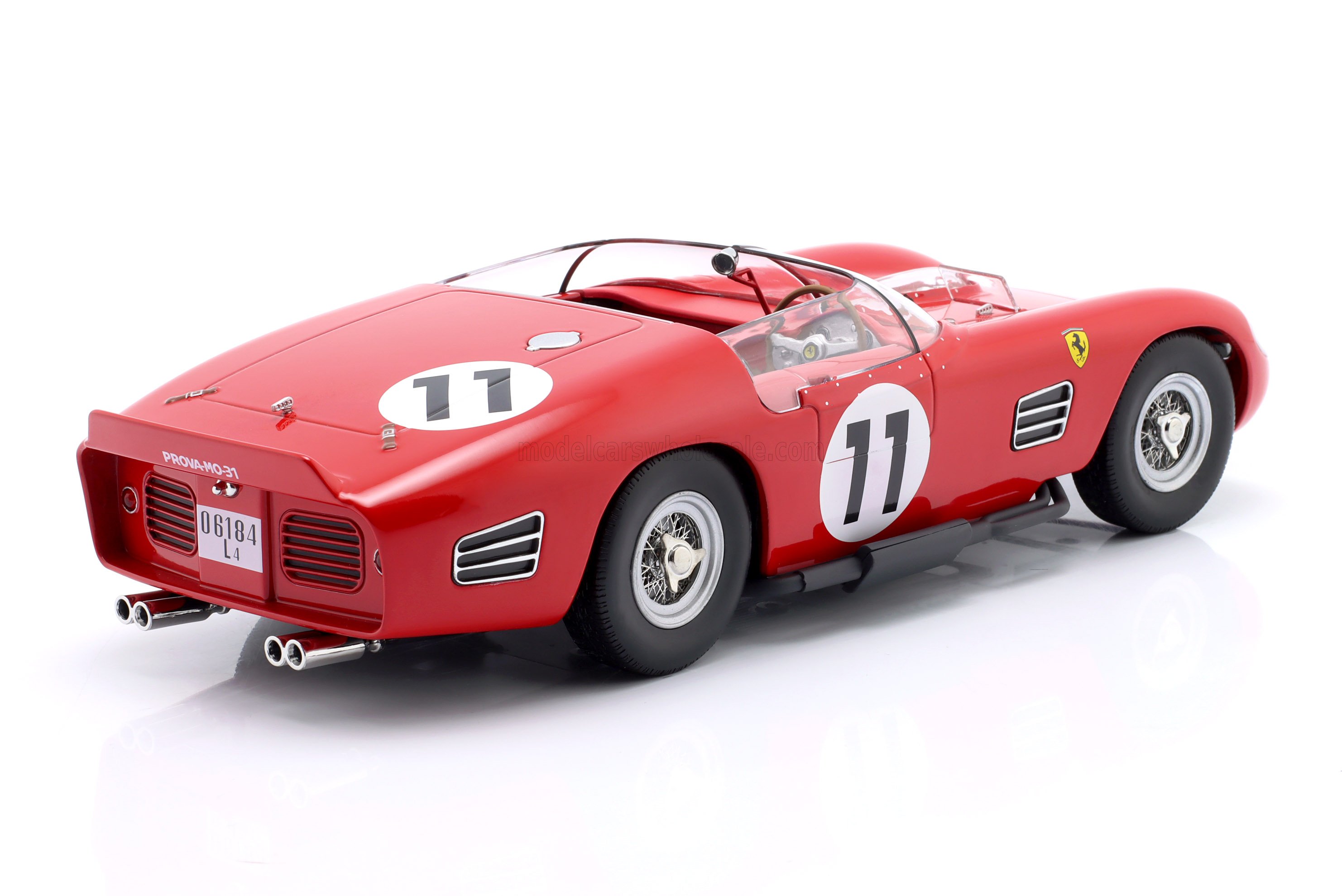 1:18 Werk83 - Ferrari 250 TR61 3.0L V12 Team Sefac #11 2nd 24h Le Mans 1961 M. Parkes - W. Mairesse