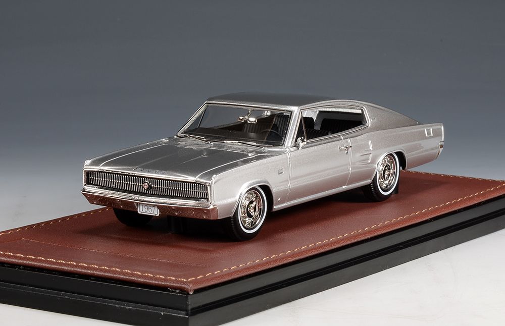 1:43 GLM - 1967 Dodge Charger Silver