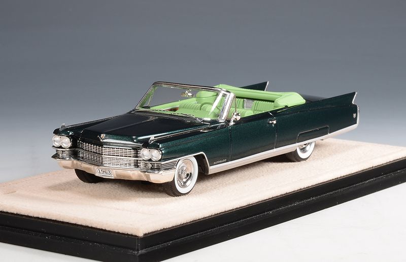 1:43 Stamp Models - 1963 Cadillac Eldorado Biarritz Cabriolet Green 1:43 Stamp Models - 1963 Cadillac Eldorado Biarritz Cabriolet Green