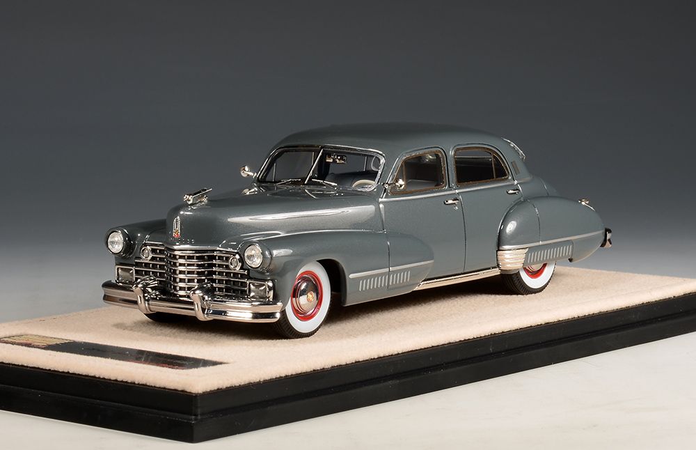 1:43 Stamp Models - 1942 Cadillac Sixty Special Grey 1:43 Stamp Models - 1942 Cadillac Sixty Special Grey