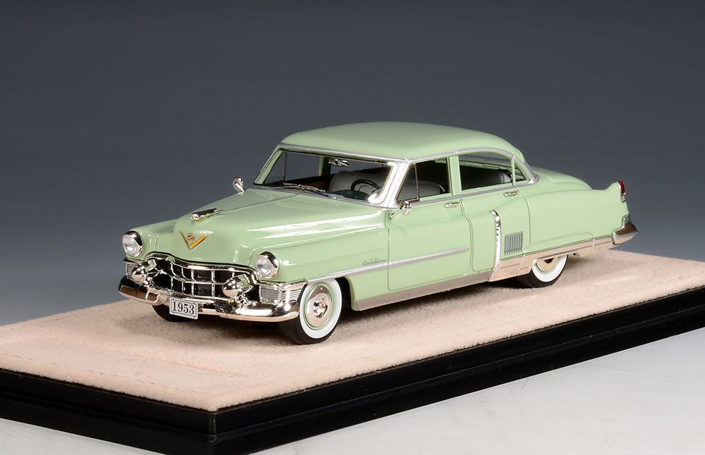 1:43 Stamp Models - 1953 Cadillac Fleetwood Sixty Special Green