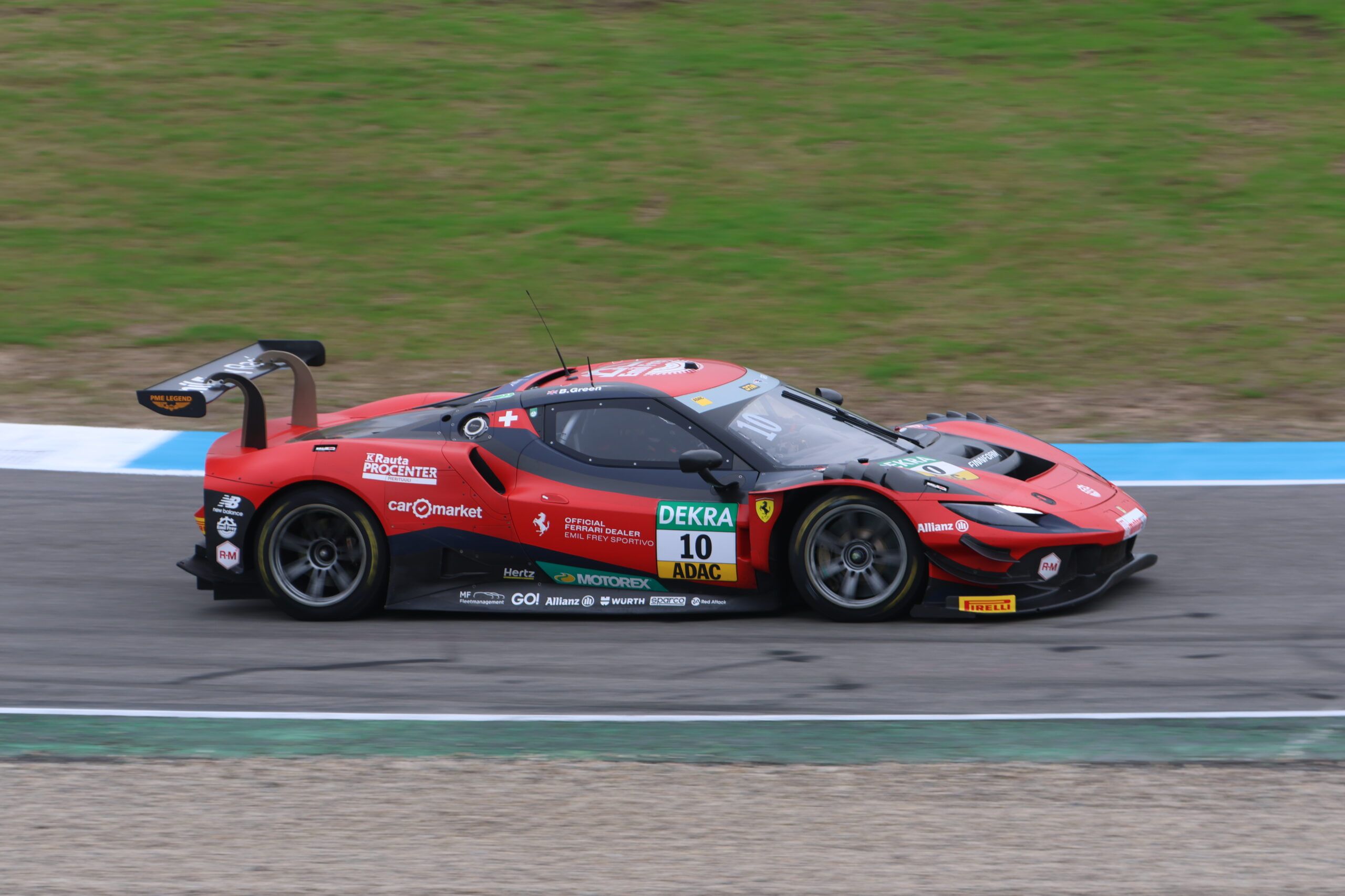 1:43 Looksmart - Ferrari 296 GT3 No.10 Emil Frey Racing – DTM 2025 Ben Green