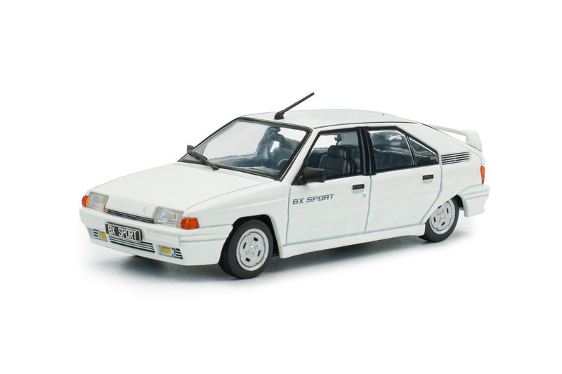 1:43 Solido - 1985 Citroen BX Sport White 1:43 Solido - 1985 Citroen BX Sport White