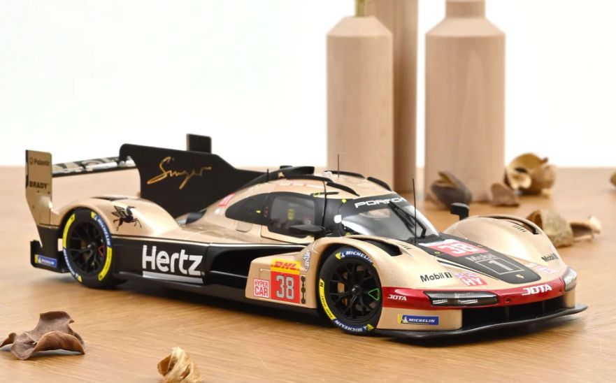 1:18 Norev - Porsche 963 9RD 4.6L Turbo V8 Team Hertz Jota #38 24h Le Mans 2024 J. Button - P. Hanson - O. Rasmussen