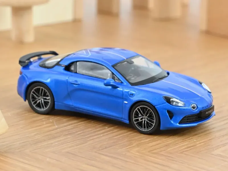 1:43 Norev - Alpine A110 S Pack Aero French Signature 2023 Alpine Blau