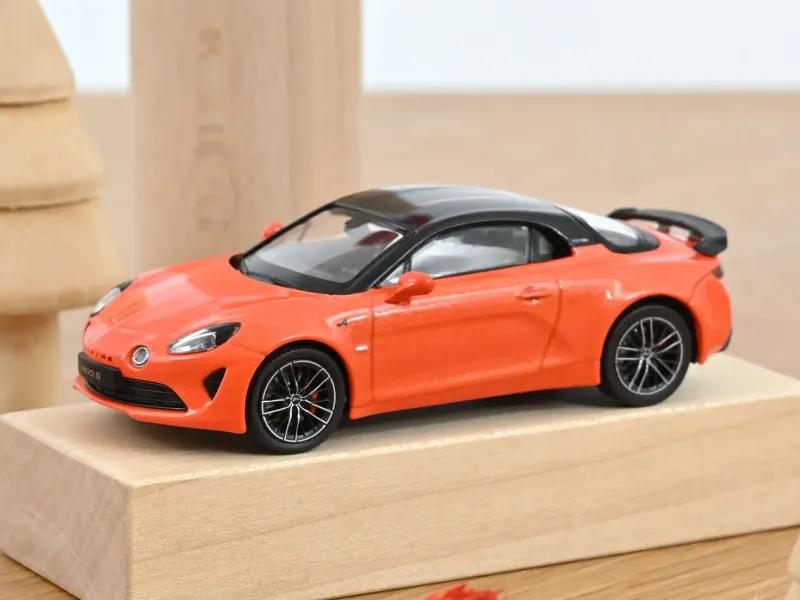 1:43 Norev - Alpine A110 S Pack Aero 2022 Feuerorange