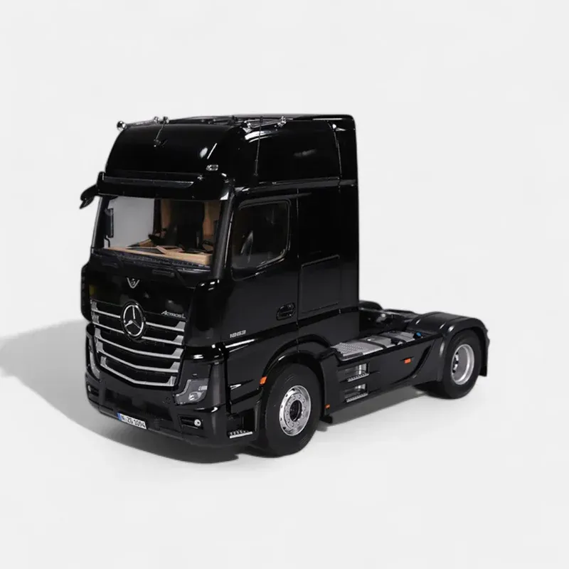 1:18 NZG - Mercedes-Benz Actros L 2025 Black