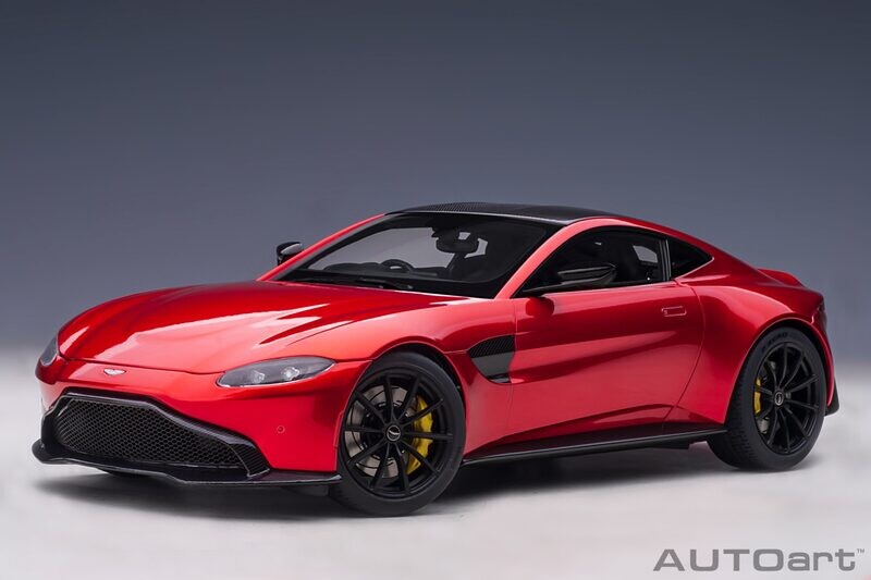 1:18 Autoart - Aston Martin Vantage 2019 (Hyper Red)