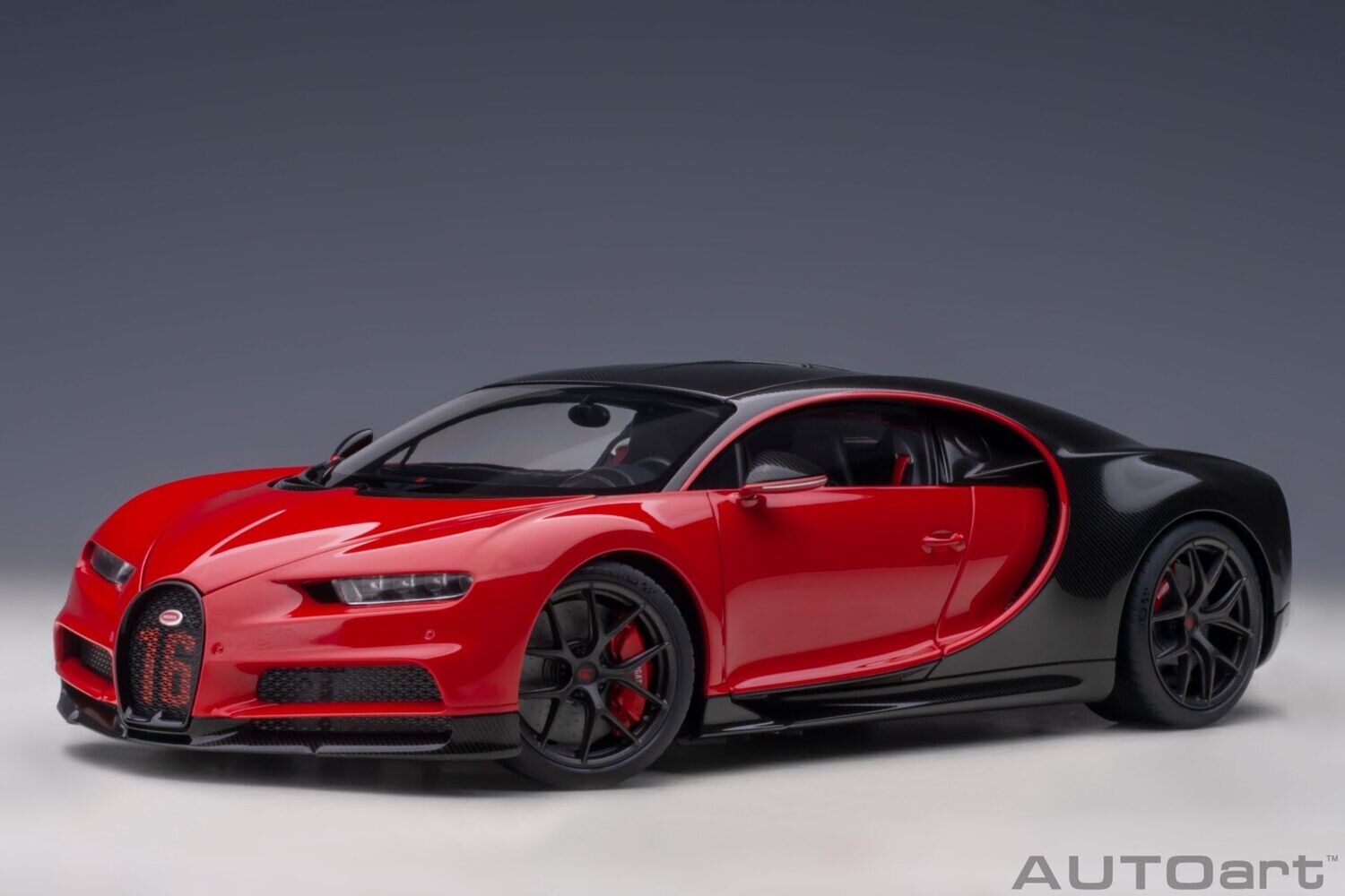 1:18 Autoart - Bugatti Chiron Sport (Italian Red/Carbon)