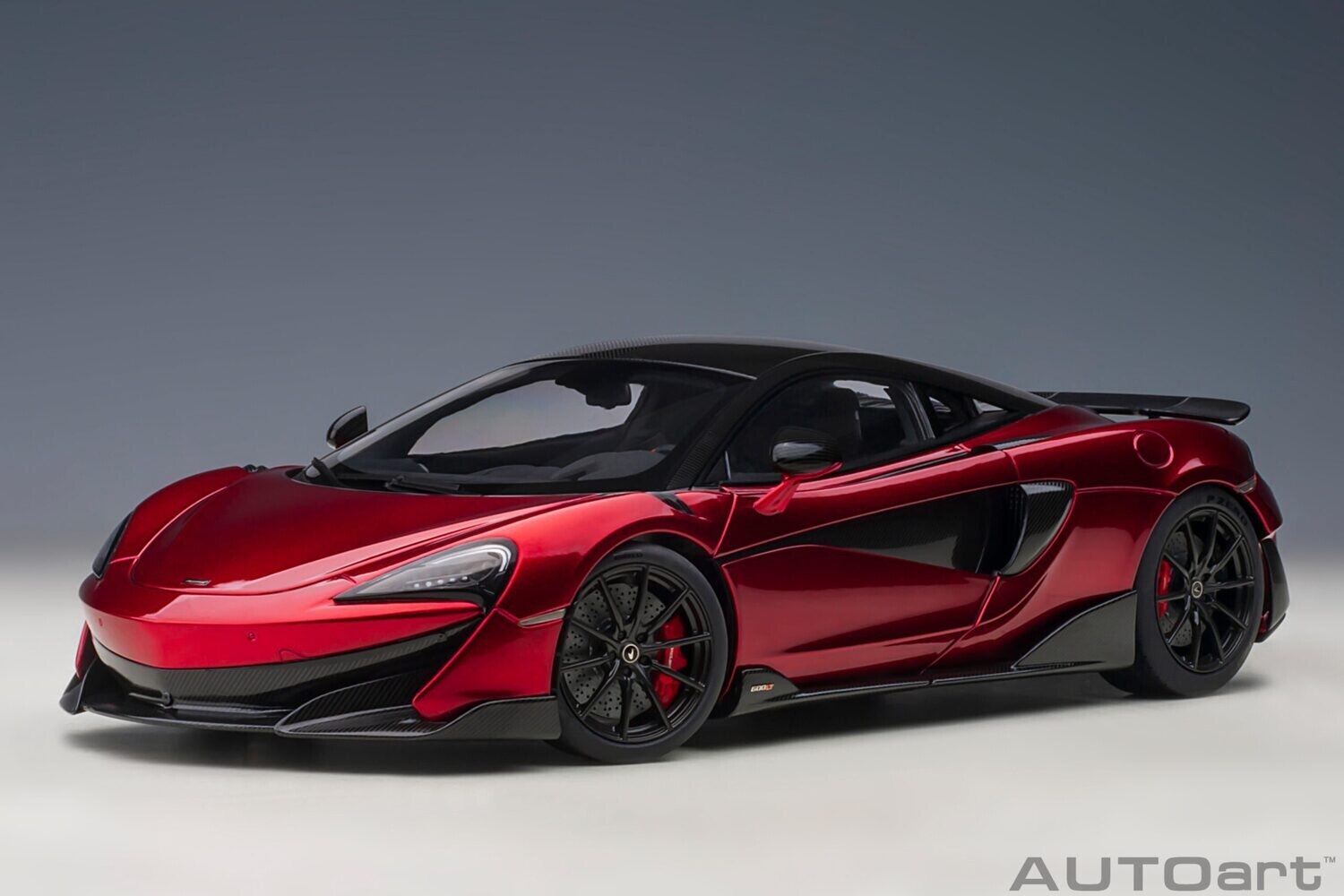 1:18 Autoart - McLaren 600LT (Volcano Red) 1:18 Autoart - McLaren 600LT (Volcano Red)