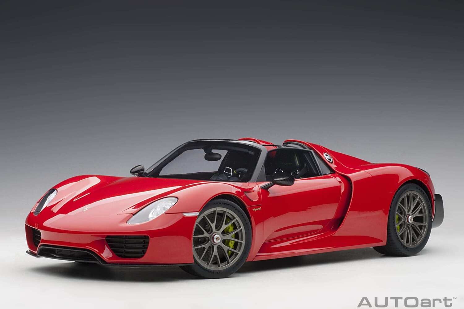 1:12 Autoart - Porsche 918 Spyder Weissach Package (Guards Red) 1:12 Autoart - Porsche 918 Spyder Weissach Package (Guards Red)