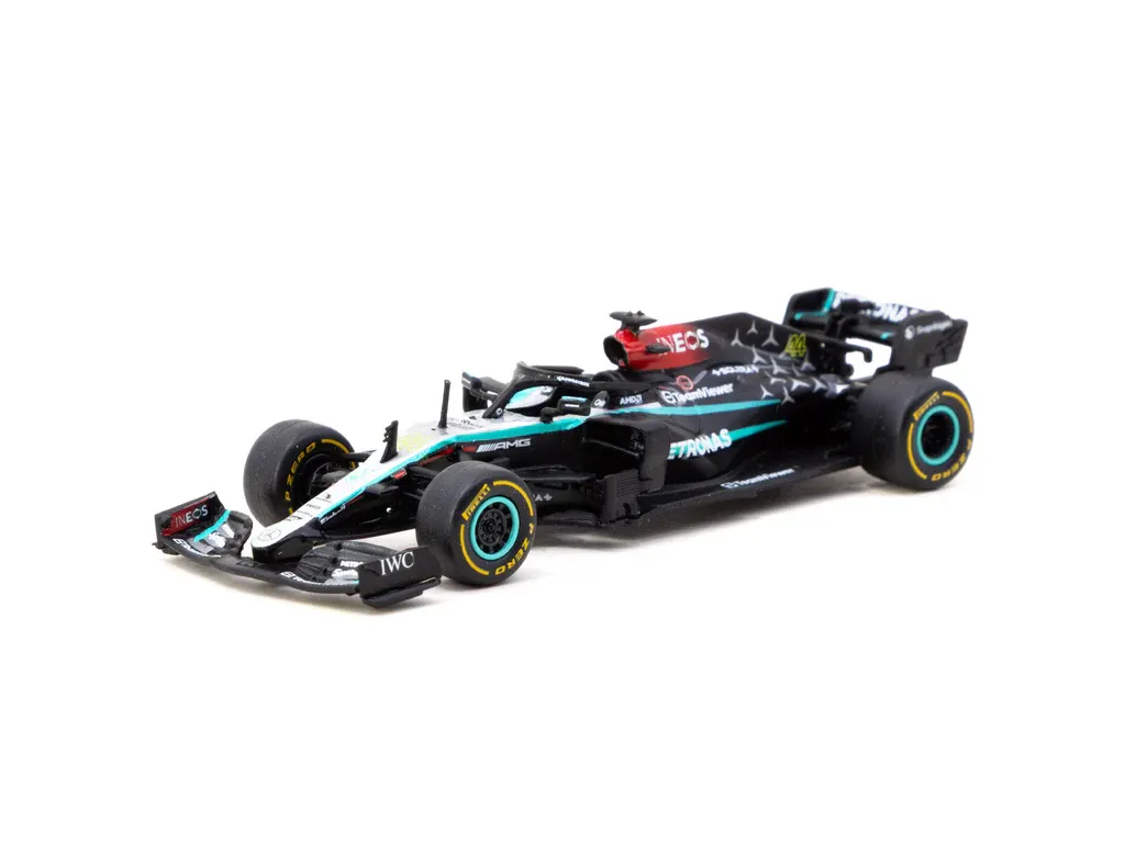 1:64 Tarmac - 2024 Mercedes-AMG F1 W12 E Performance, New York Demo Run