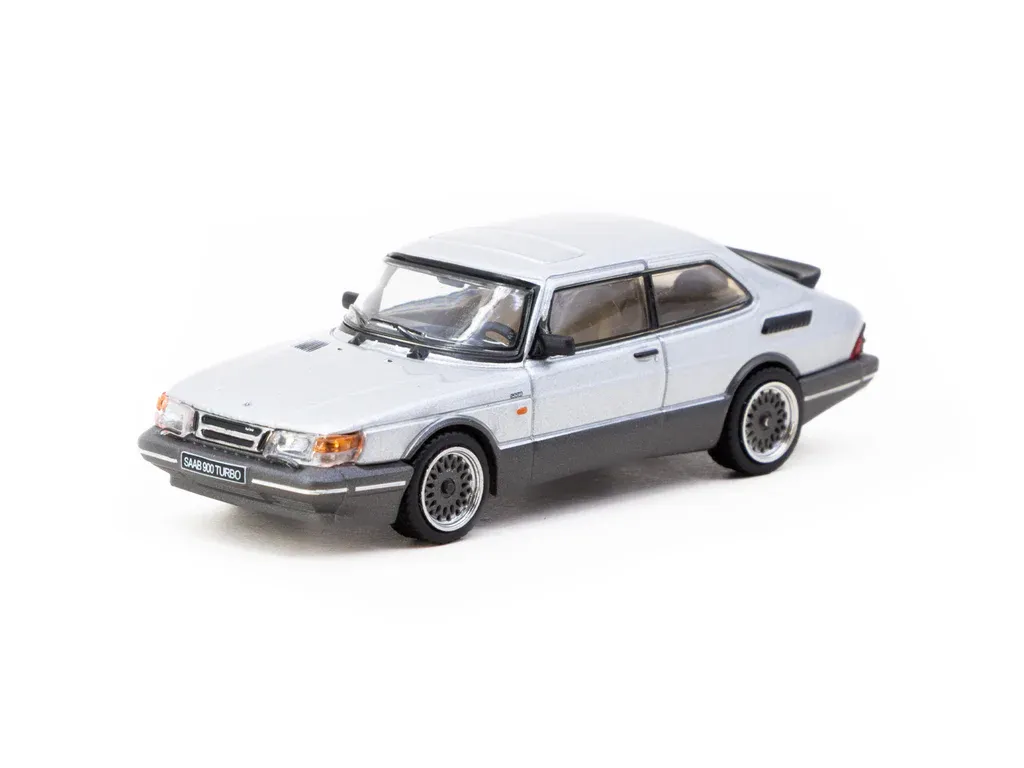 1:64 Tarmac - Saab 900 Turbo, silver 1:64 Tarmac - Saab 900 Turbo, silver