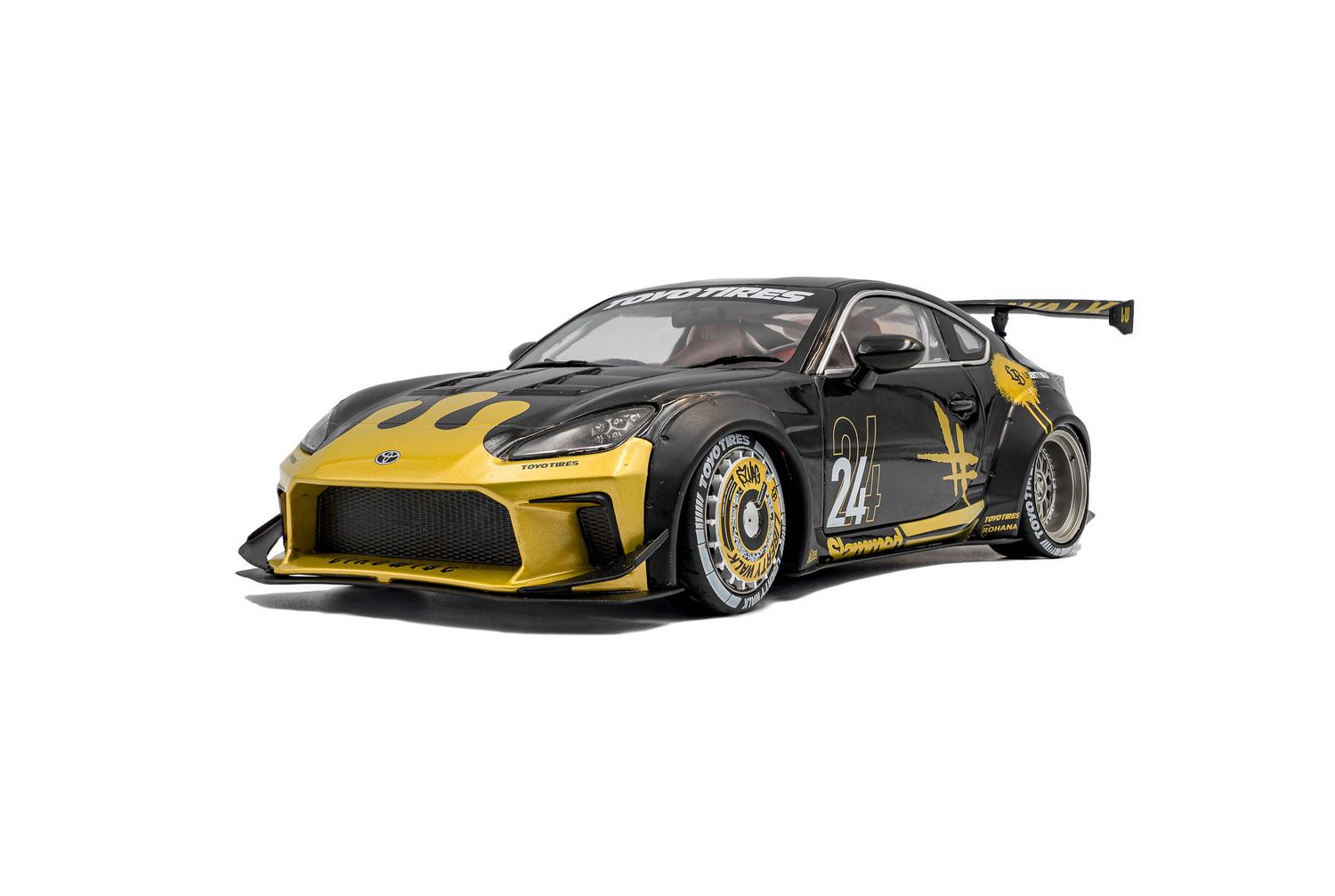 1:18 Solido - 2024 Toyota GR86 Liberty Walk Schwarz Gold