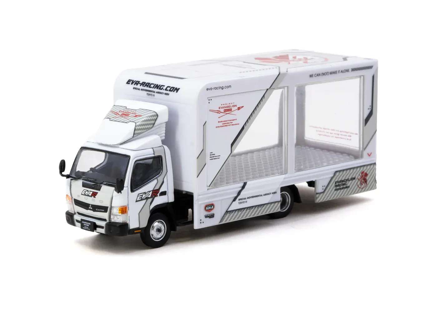 1:64 Tarmac - Mitsubishi Fuso Canter EVA Racing, white 1:64 Tarmac - Mitsubishi Fuso Canter EVA Racing, white