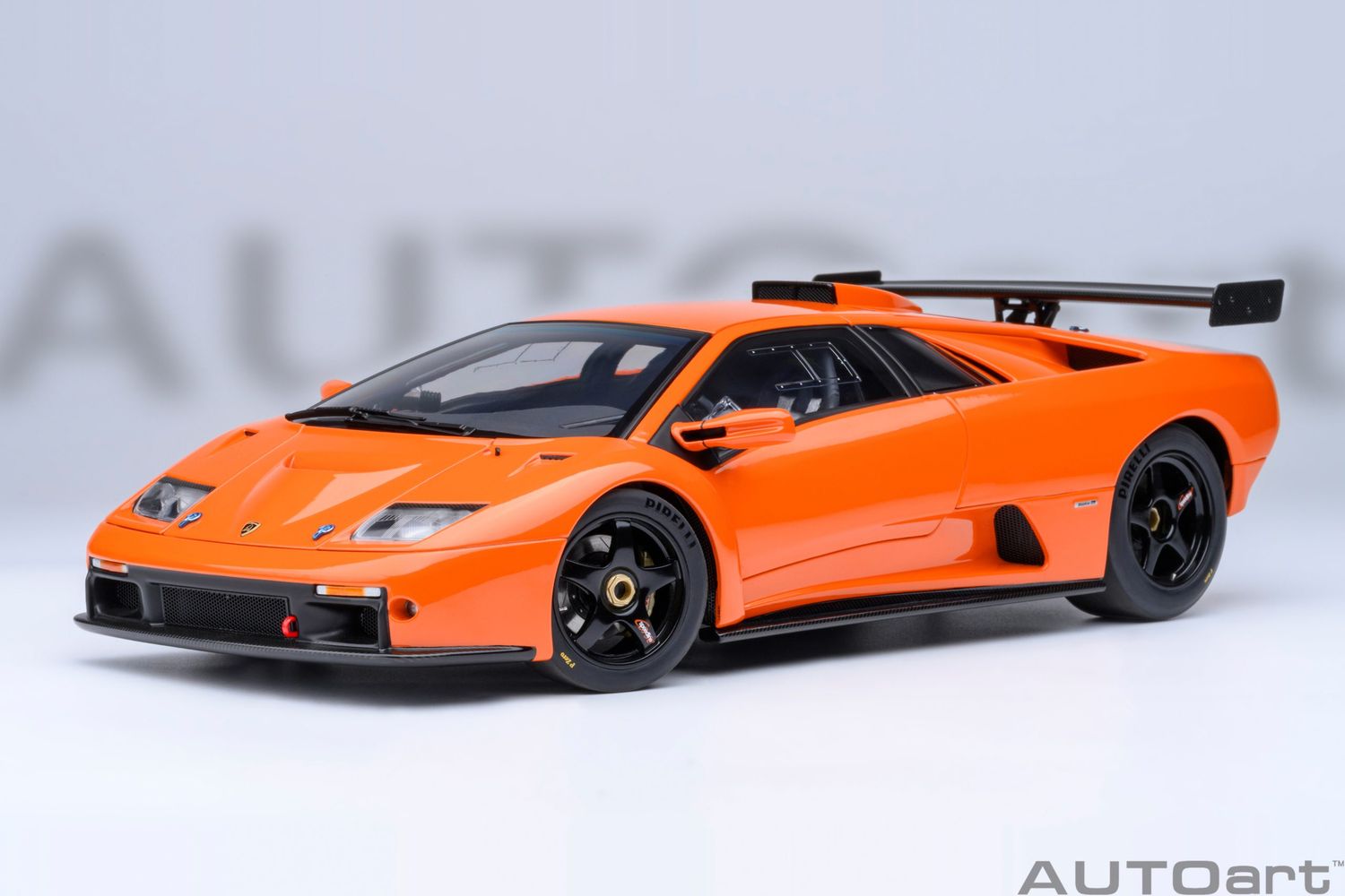 1:18 Autoart - Lamborghini Diablo GTR (Arancio Ishtar)