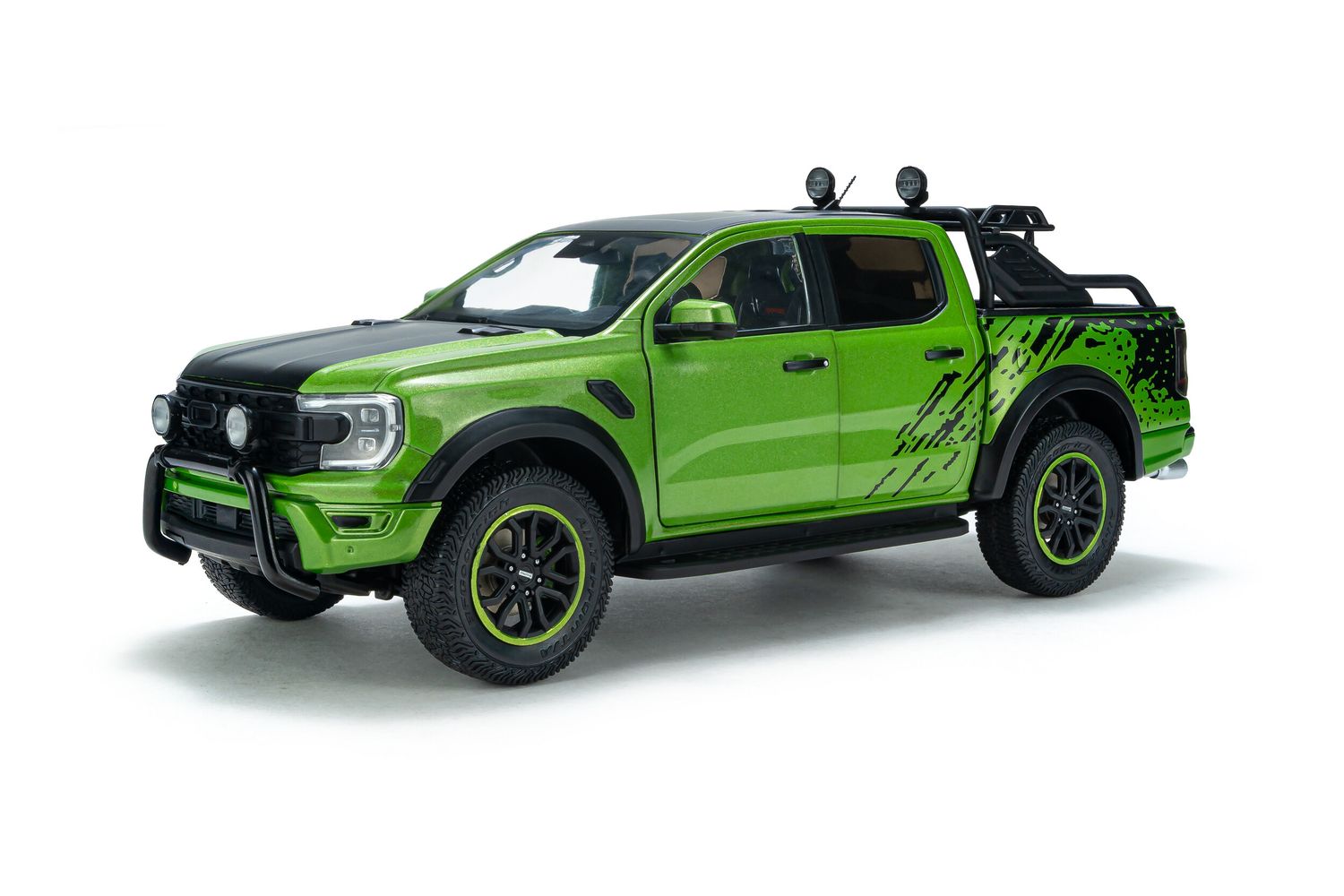 1:18 Solido - 2024 Ford Ranger Raptor Green Metallic 1:18 Solido - 2024 Ford Ranger Raptor Green Metallic
