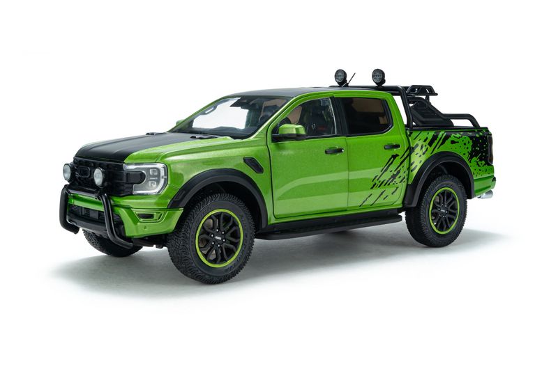 1:18 Solido - 2024 Ford Ranger Raptor Green Metallic 1:18 Solido - 2024 Ford Ranger Raptor Green Metallic