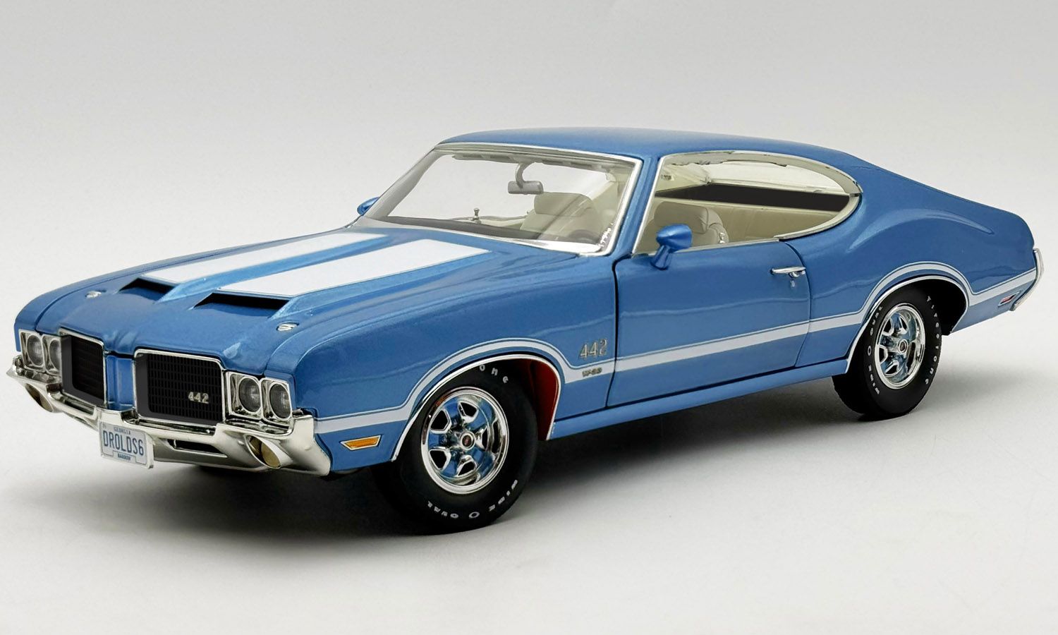 1:18 ACME - Dr. Olds #6 1971 Oldsmobile 442-W30 Nordic Blue 1:18 ACME - Dr. Olds #6 1971 Oldsmobile 442-W30 Nordic Blue