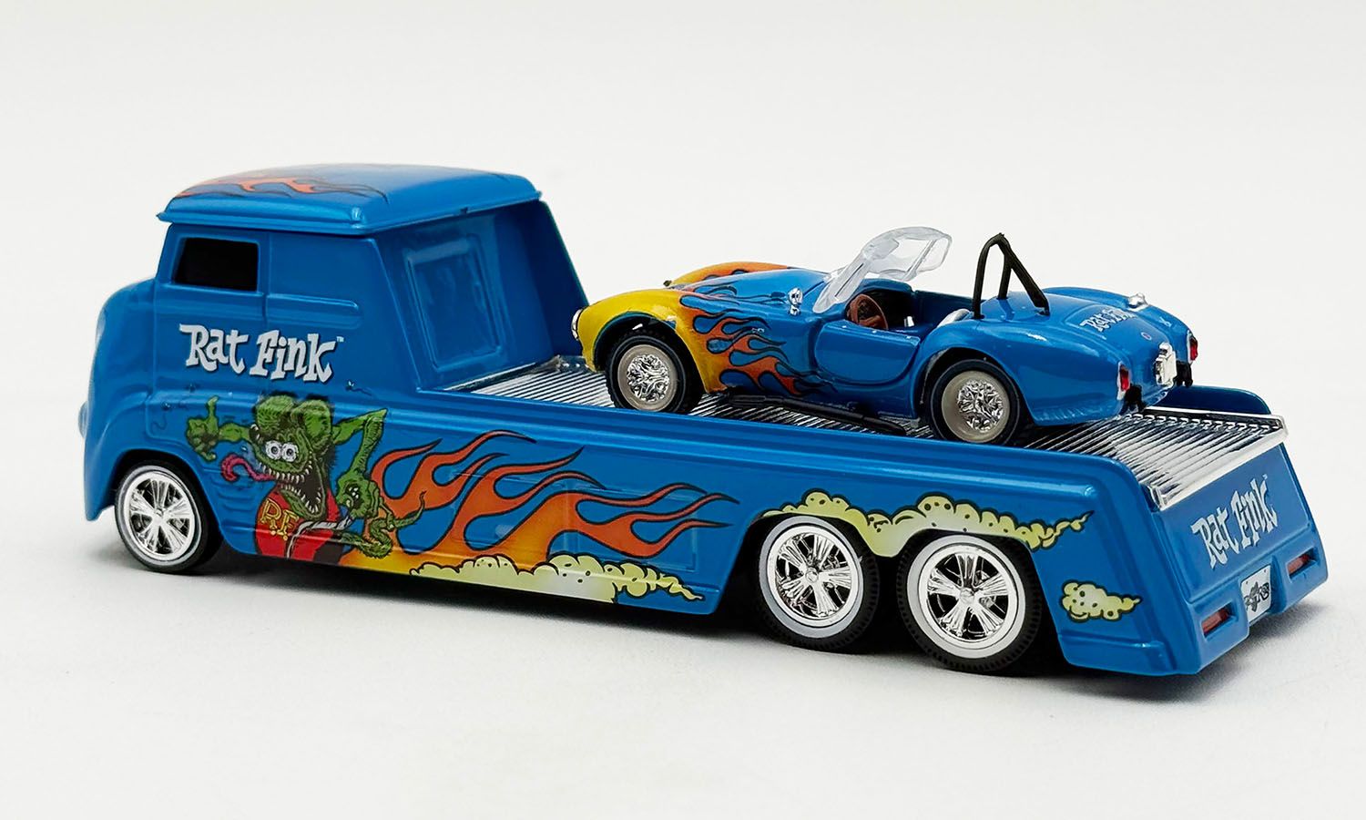 1:64 ACME - Rat Fink Hauler and Cobra Super Snake