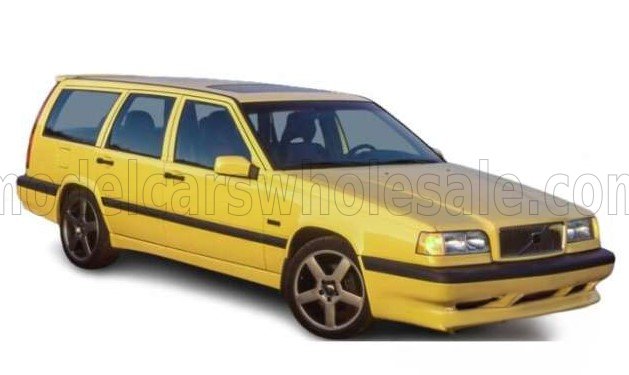 1:24 Bburago - 1995 Volvo 850R T5-R Estate Yellow