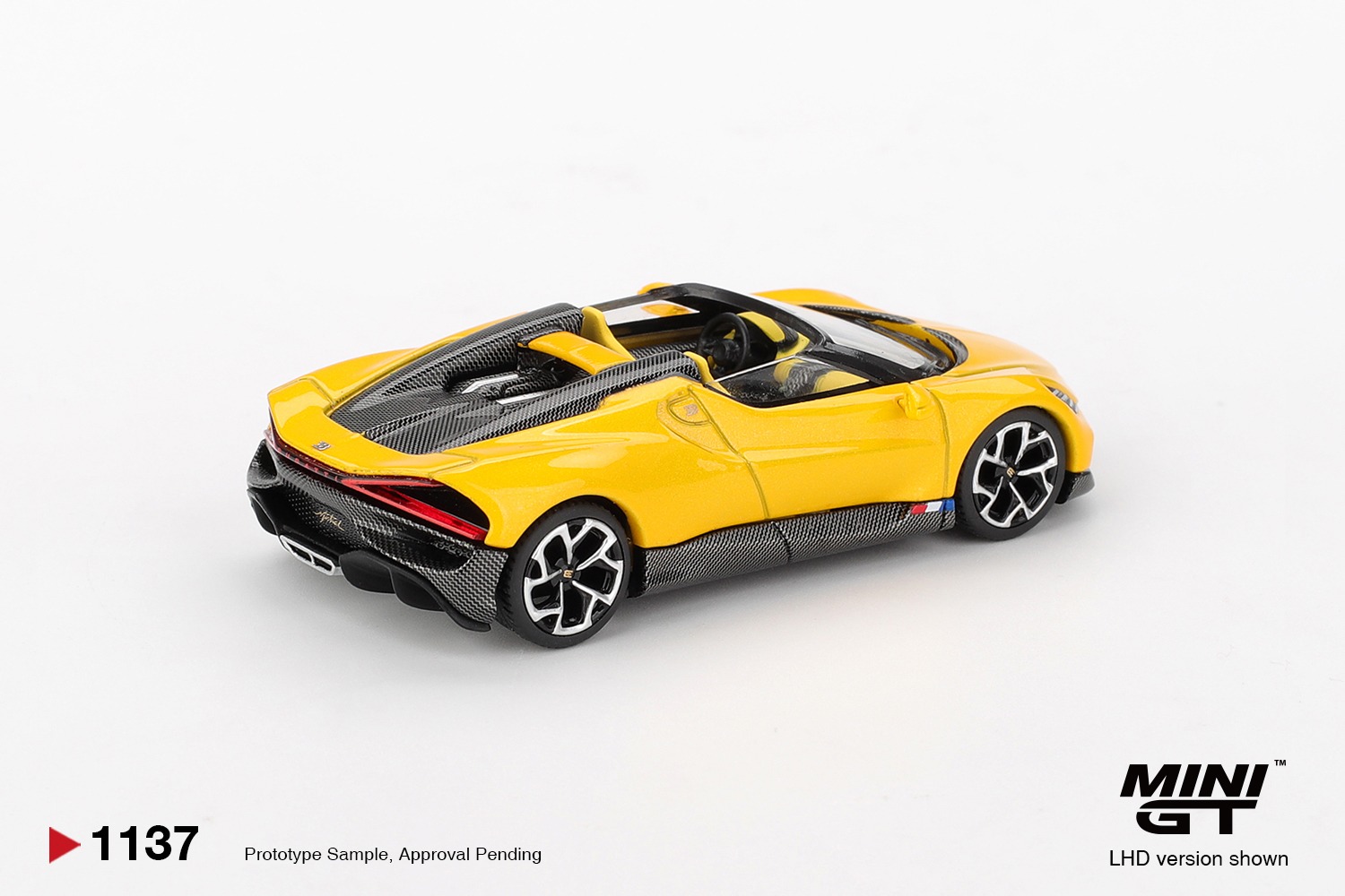 1:64 Mini GT - 2023 Bugatti W16, Mistral yellow *Blister packaging*