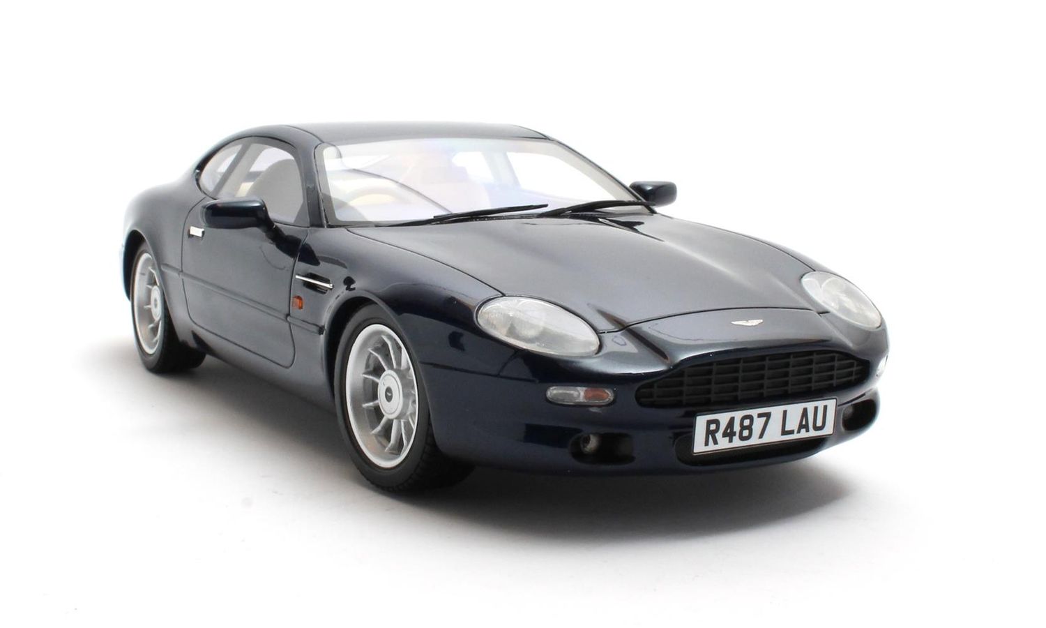 1:18 Cult Models - Aston Martin DB7 Mendip blue 93-99