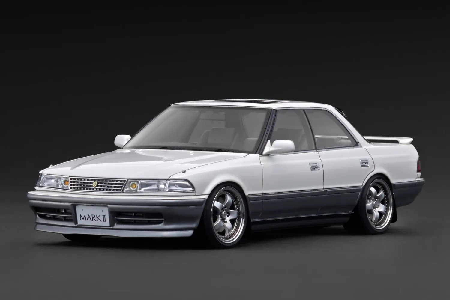1:18 Ignition -  Toyota MARK II 2.5 GT TWIN turbo (GX81), pearl white/silver