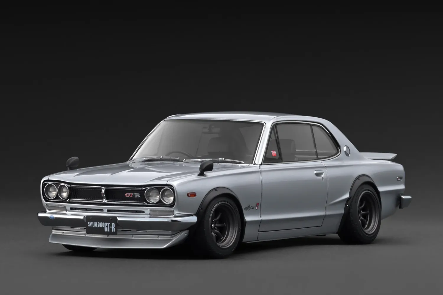 1:18 Ignition - Nissan Skyline 2000 GT-R (KPGC10), silver
