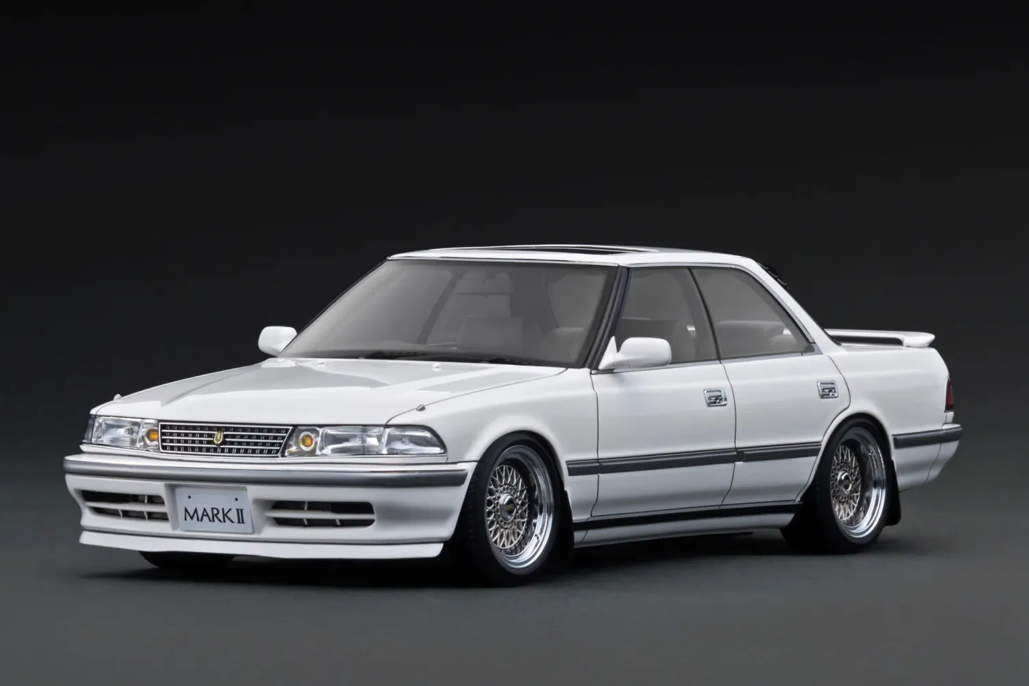 1:18 Ignition -  Toyota MARK II 2.5 Grande LIMITED (GX81), white