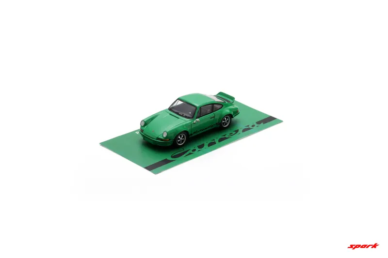 1:64 Spark - Porsche 911 2.8 RSR (Green with black stripe)
