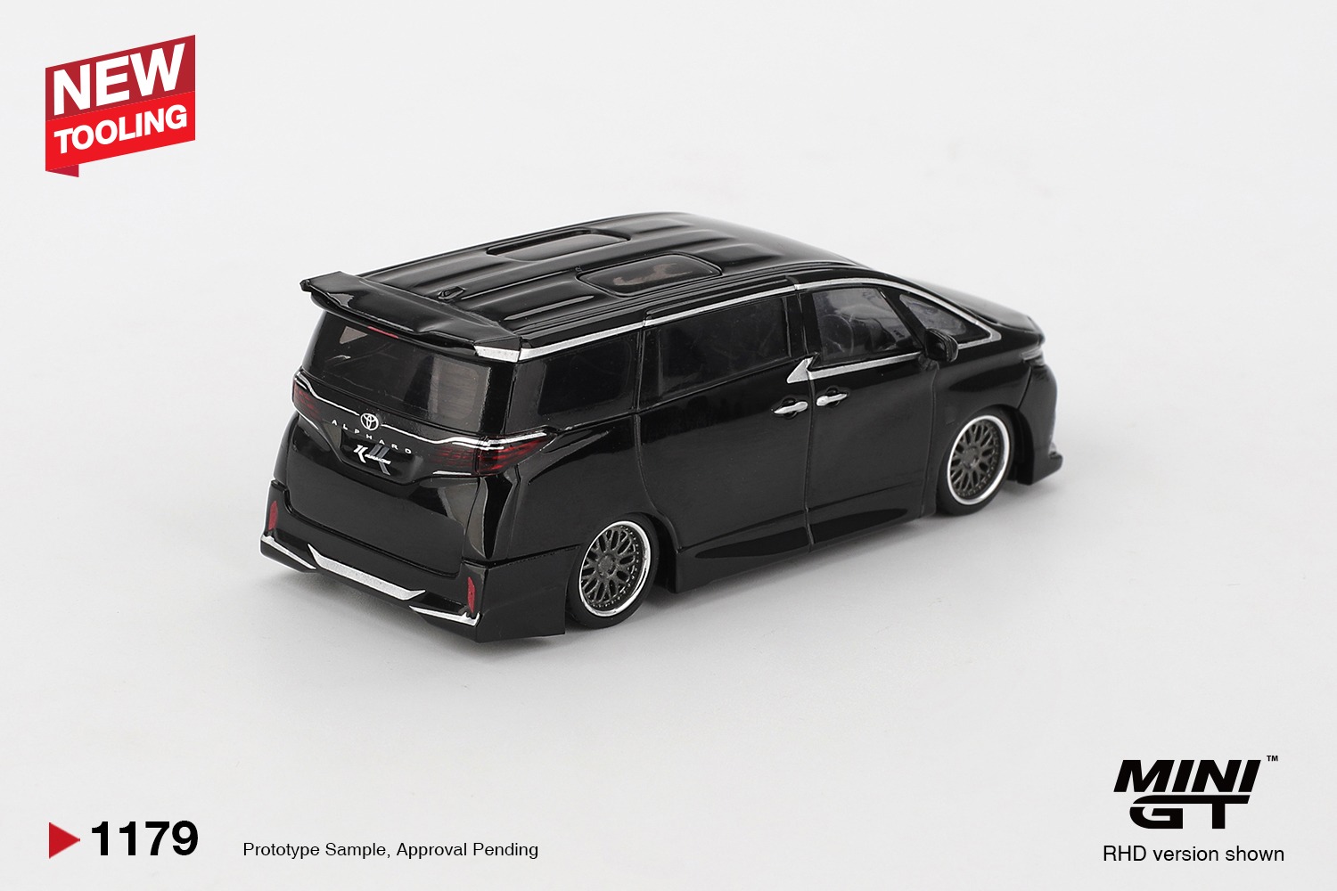 1:64 Mini GT - 2025 Toyota Alphard Black