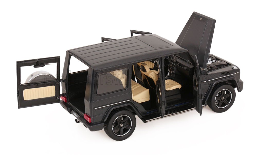 1:18 iScale - 2015 Mercedes G-Klasse (W463) Designo Flat Black