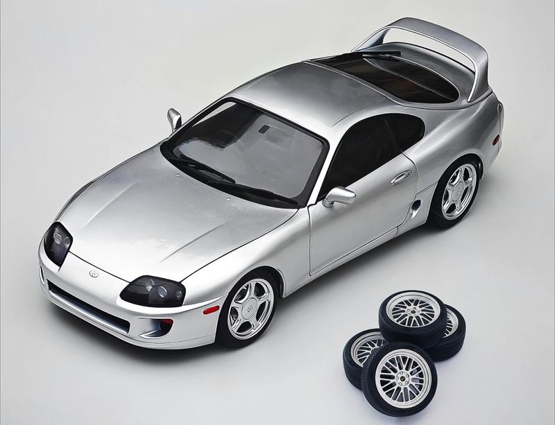 1:18 Whelart - 2014 Toyota Supra (A80) Coupe Silver (LHD)