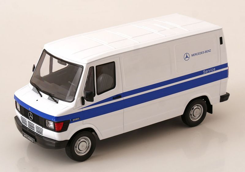 1:18 KK Scale - Mercedes 208 D Transporter Mercedes Service 1988 weiß/blau *Reproduktion*