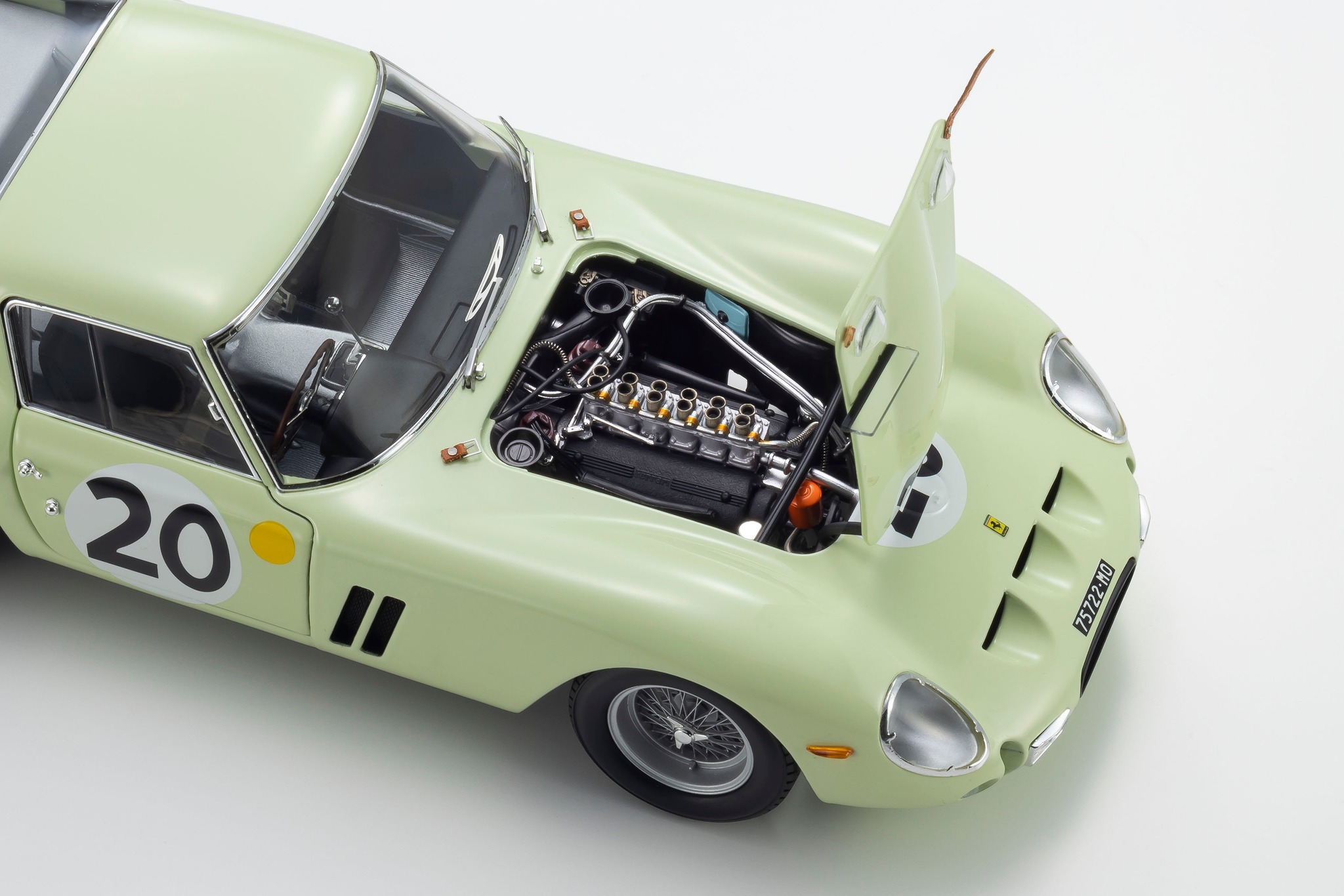 1:18 Kyosho - Ferrari 250 GTO 3.0L V12 Team U.D.T. Laystall Racing #20 24h Le Mans 1962 I. Ireland