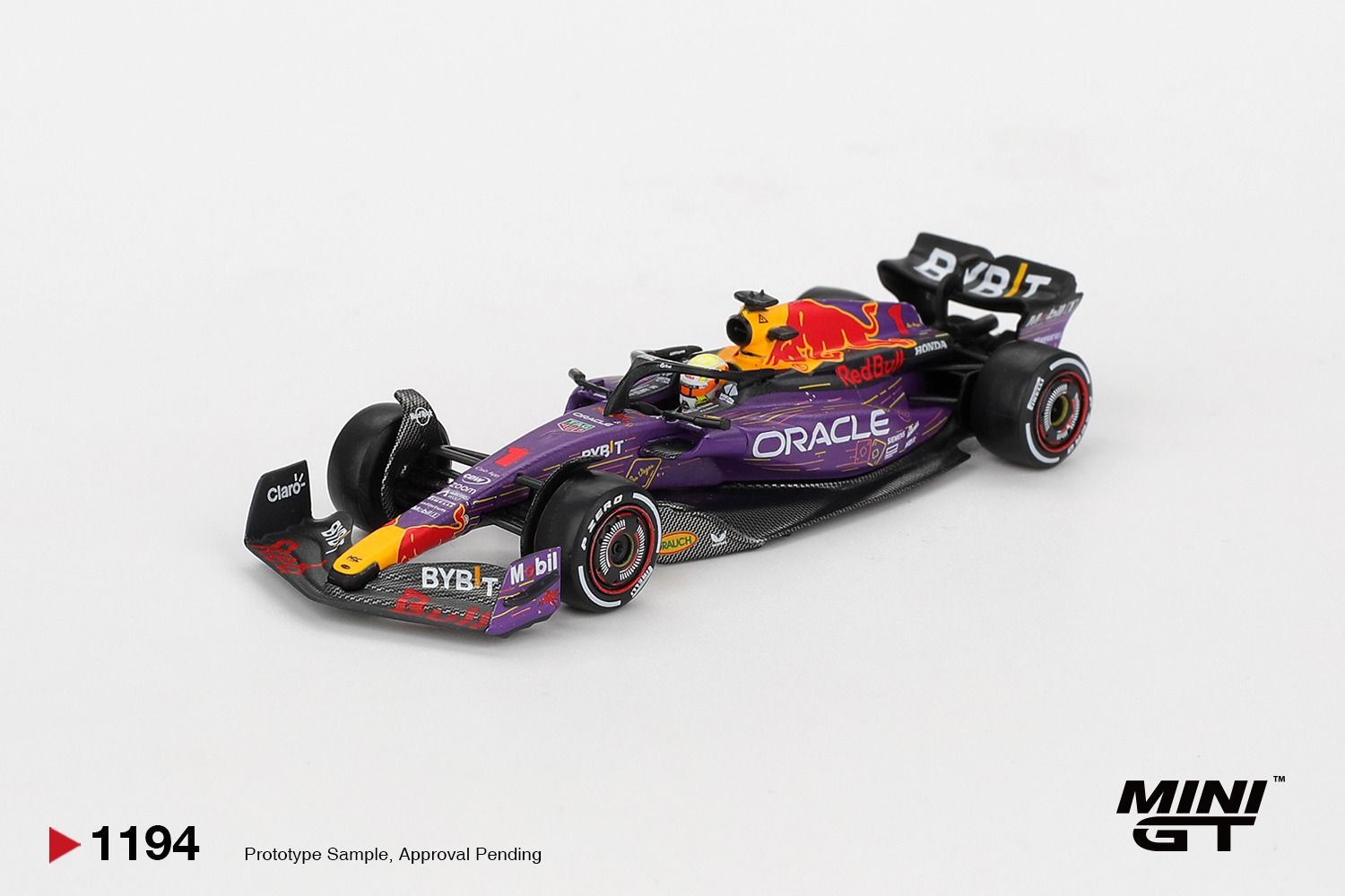 1:64 Mini GT - 2023 Red Bull Racing RB19 #1 Max Verstappen Las vegas GP Winner *Blister packaging*