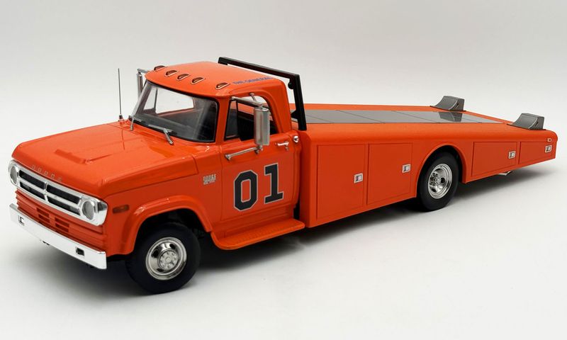 1:18 ACME - 1970 Dodge D-300 Ramp Truck - The General