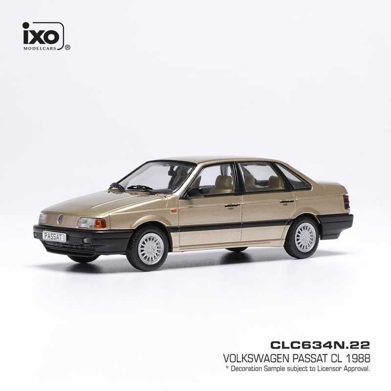 1:43 Ixo - VW Passat CL (B3), beige, 1988