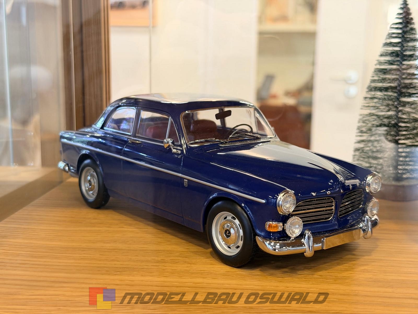 1:18 Norev - 1996 Volvo Amazon Blue