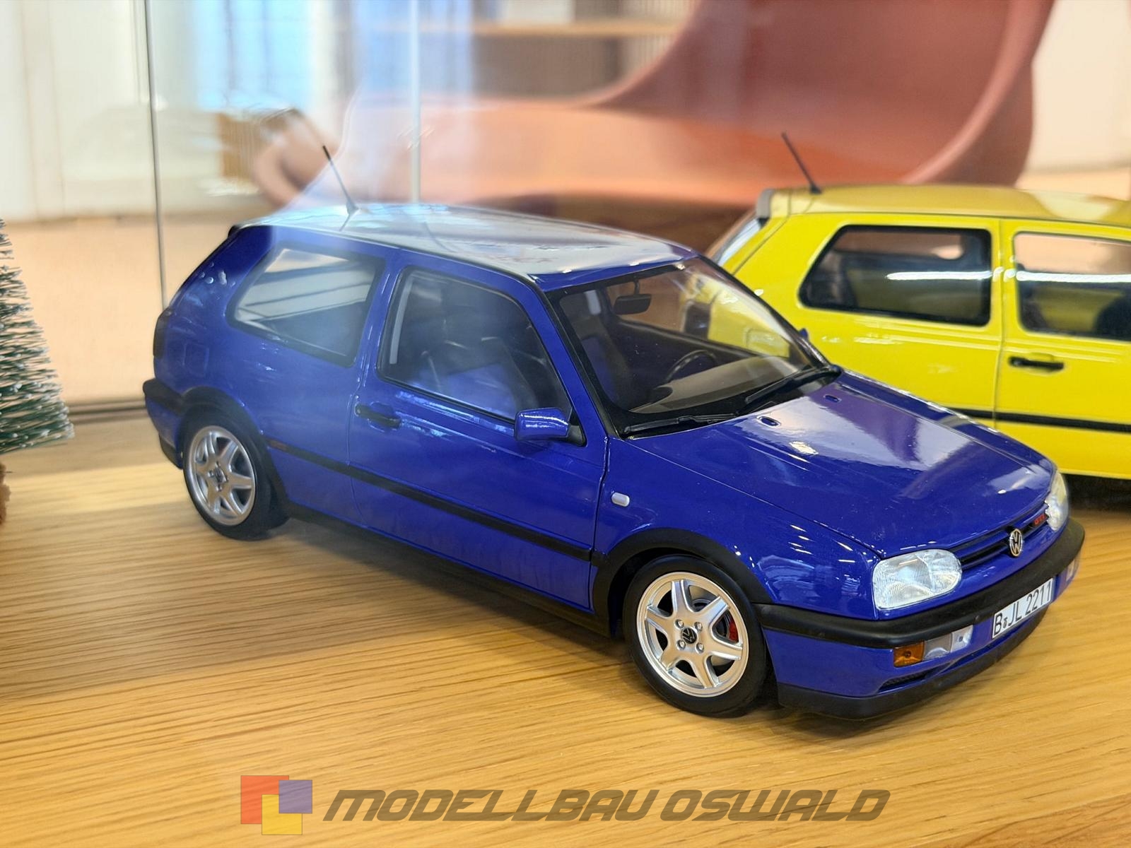 1:18 Norev - 1994 Volkswagen Golf III GTi Jazz Blue