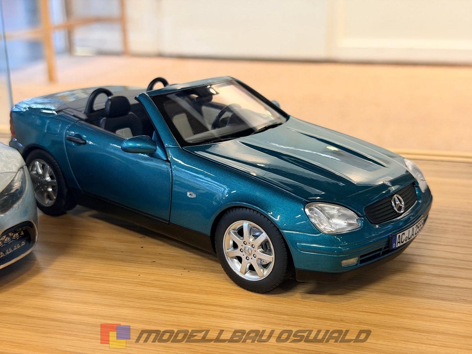 1:18 Norev - 1996 Mercedes SLK350 Cabriolet Green Metallic