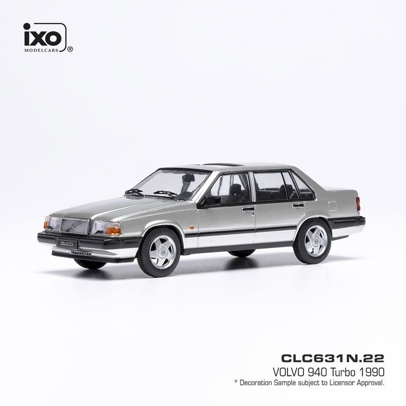 1:43 Ixo - Volvo 940 Turbo, silber, 1990
