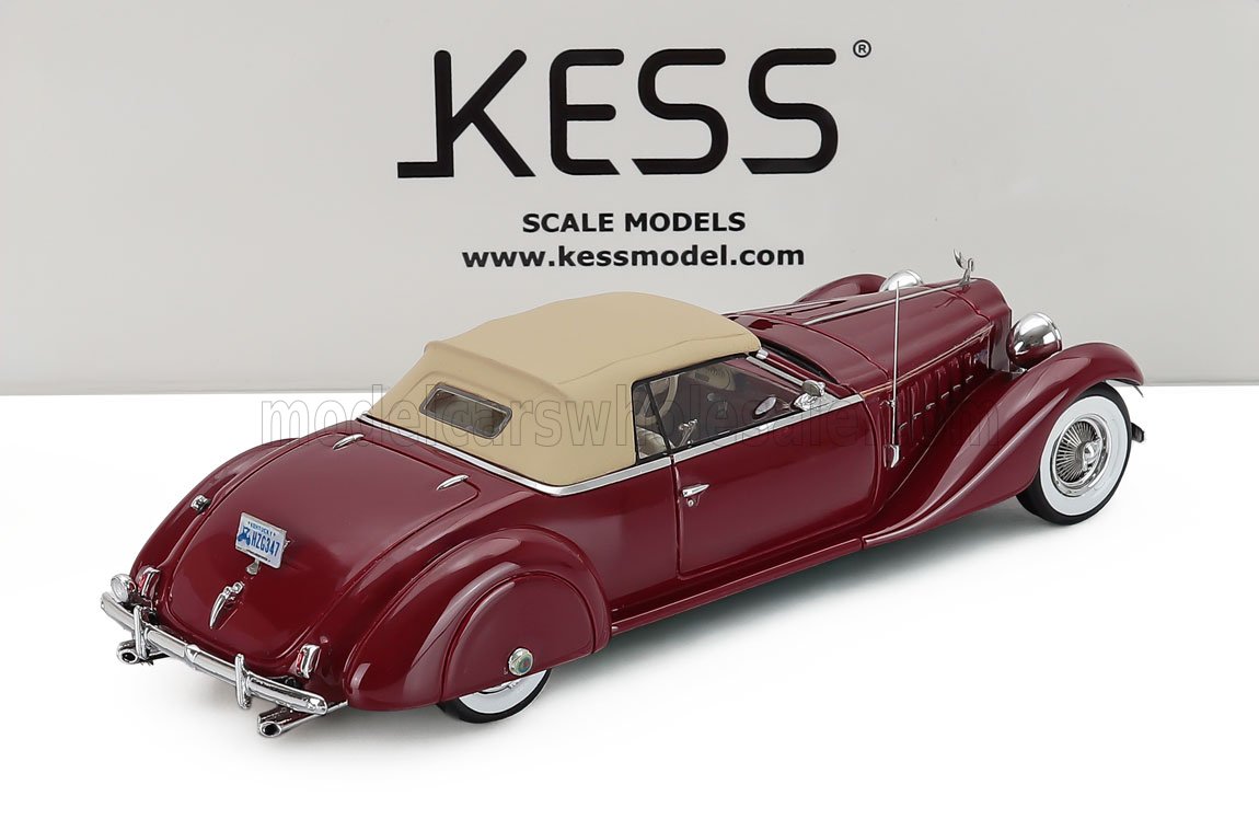1:43 Kess Model - 1949 Packard Bayliff Roadster Red
